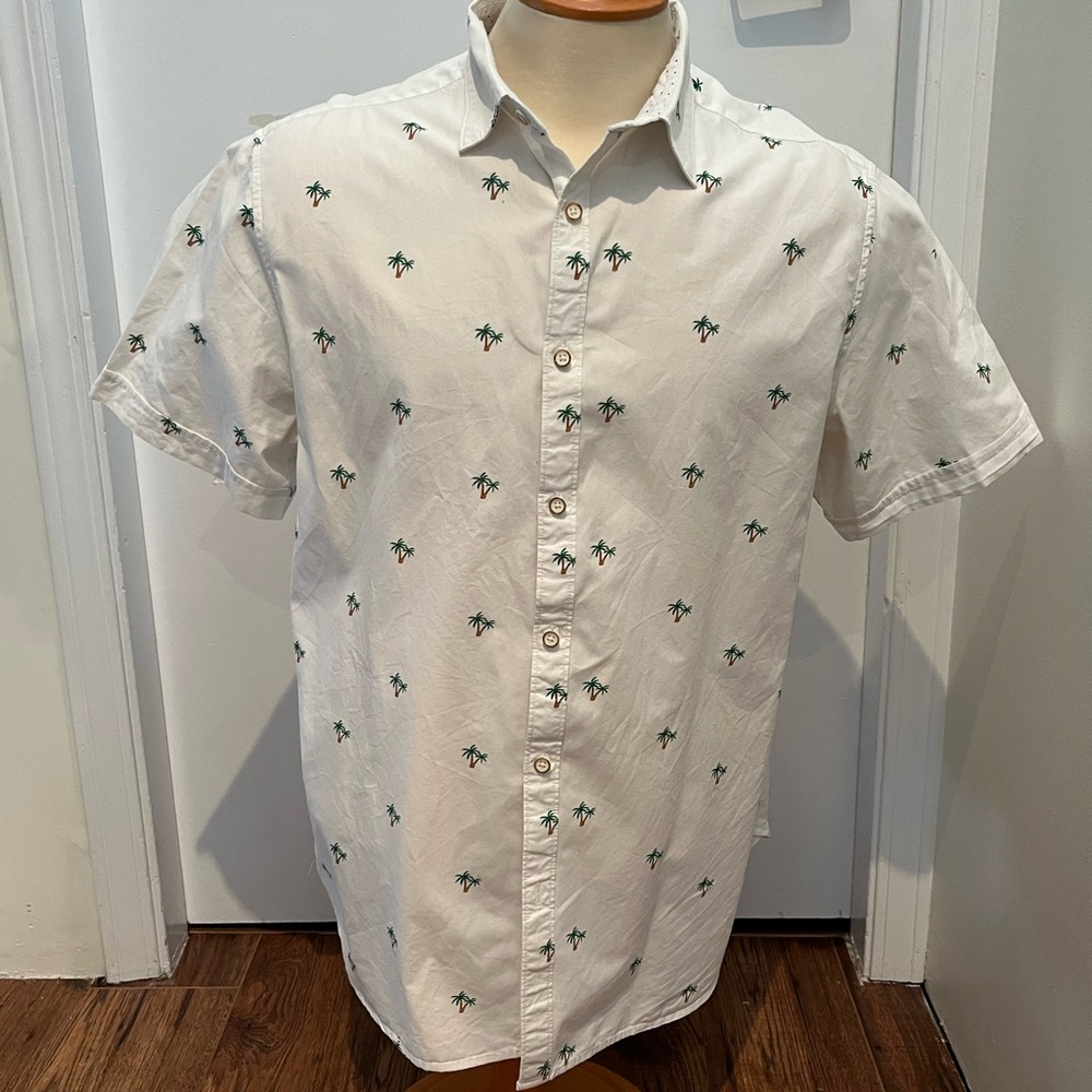 Denim & Flower Ricky Singh Palm Tree Print Mens Size XL short Sleeve white shirt